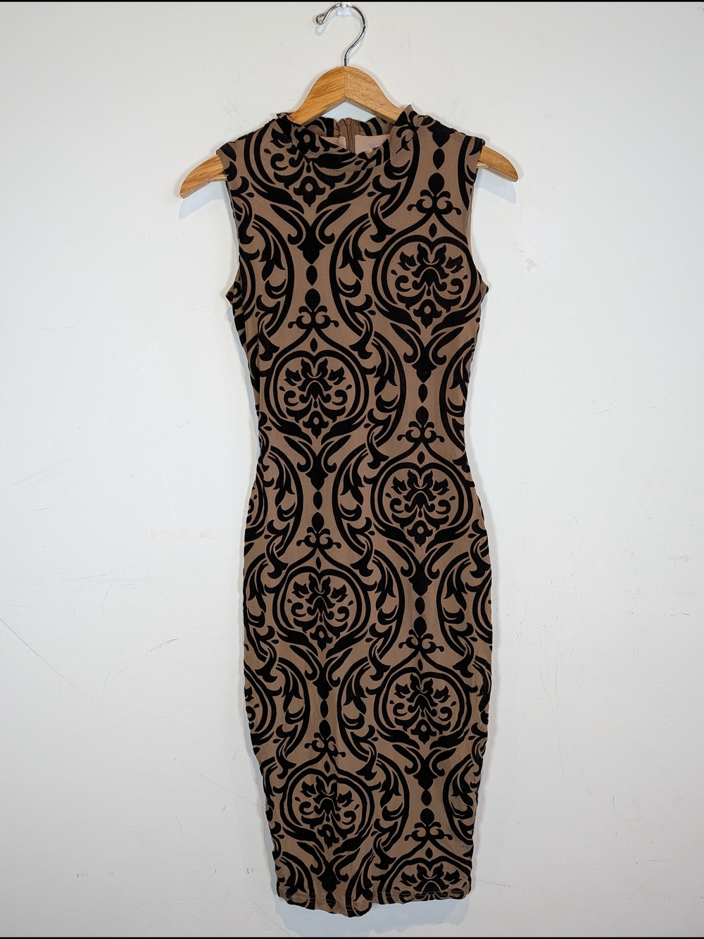 NWT CBR Sleeveless Tan and Black Patterned Bodycon Dress, Size Medium